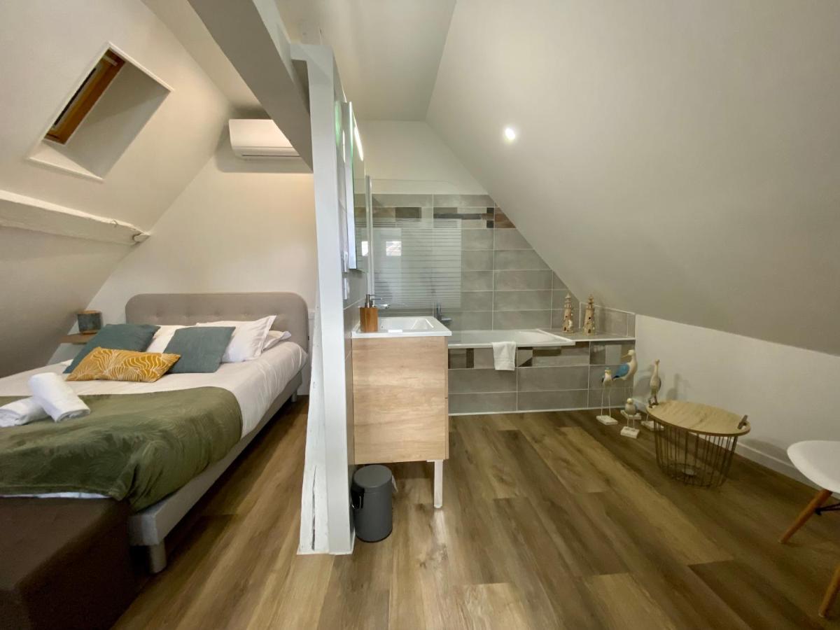 Comfortable Air-Conditioned T3 In The Heart Of Amboise With Parking Space 外观 照片